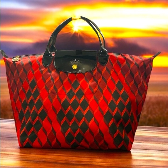 LONGCHAMP Le Pliage Red & Black Handbag Tote, NWOT - Picture 1 of 10
